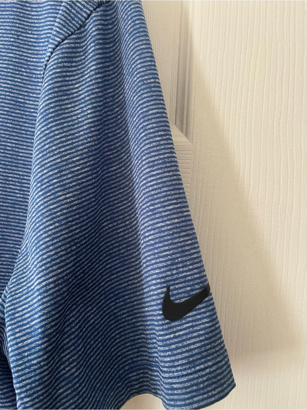 Nike Men’s blue stripe polo shirt golf athletic dry fit large